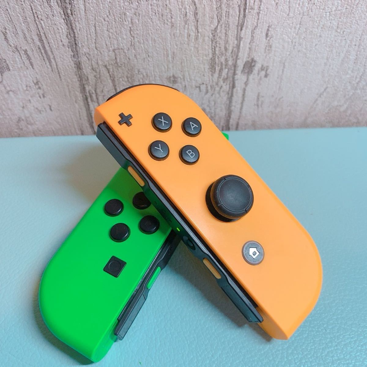美品 人気カラー グリーンオレンジ Switch 左右セット ジョイコン