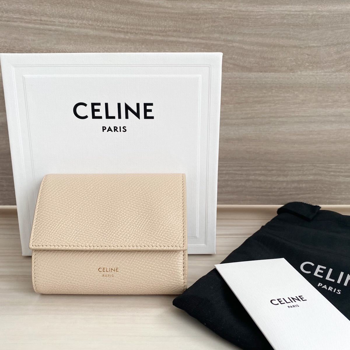 箱付き CELINE 二つ折り財布-