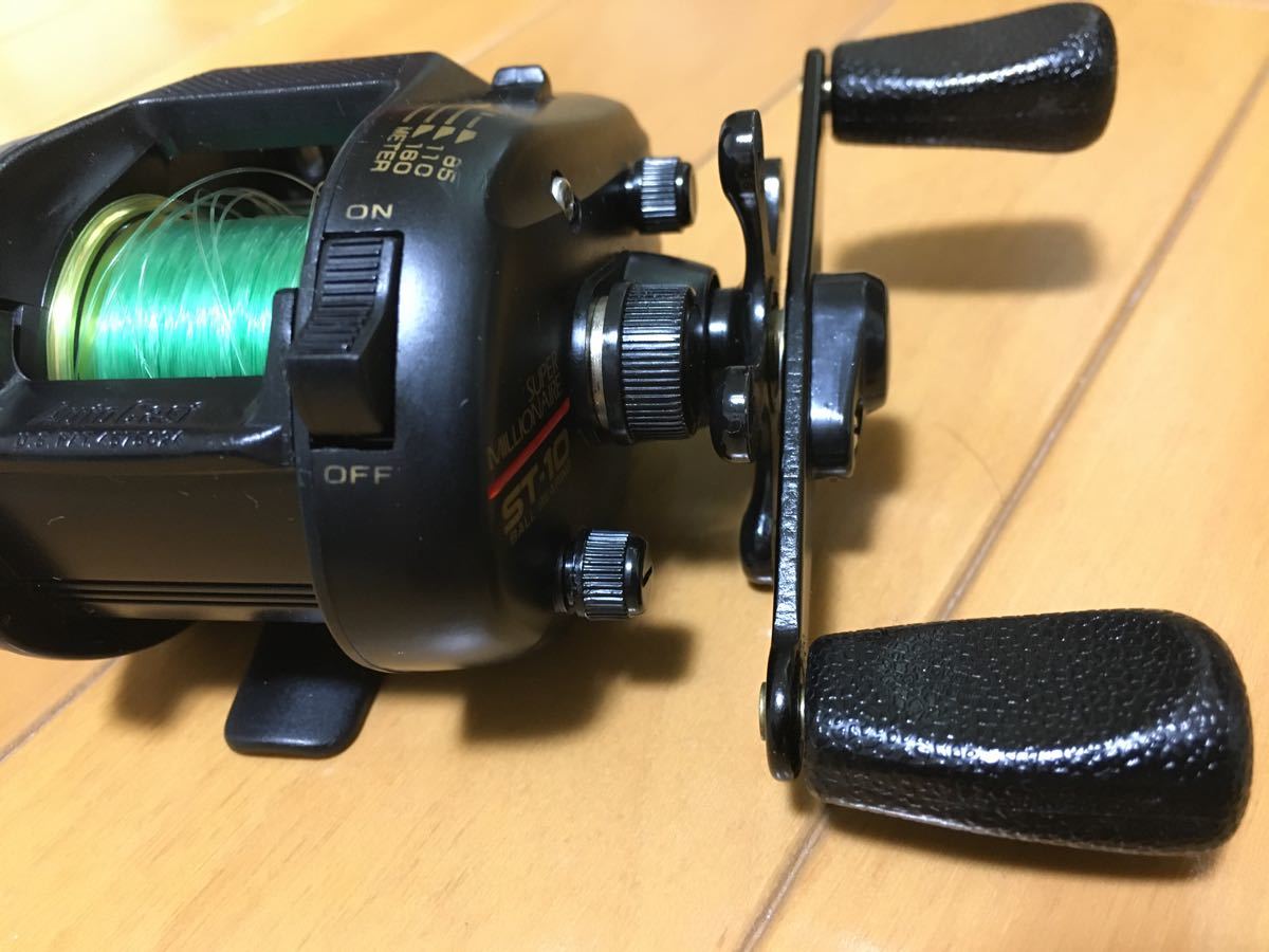 Paypayフリマ ダイワ ベイトリール スーパーミリオネア St 10 Daiwa