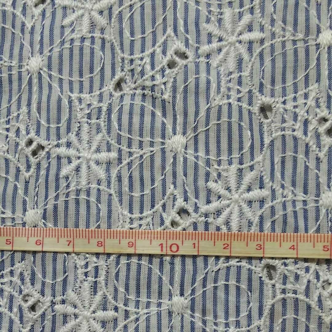 国産花柄刺繍コットン生地2色×2セット！