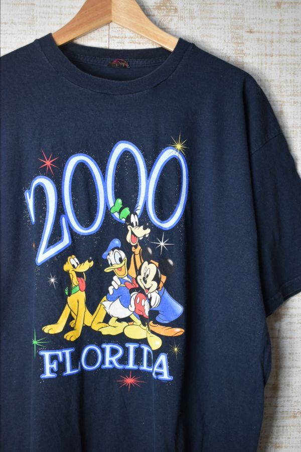 ☆超ビッグサイズ US古着 Disney ディズニー ミッキー ドナルド キャラクター プリント Tシャツ ネイビー紺【2XLくらい】コットン◆3035◆_画像1