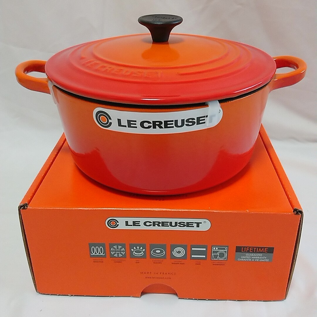 ～最終価格～【新品・プチラムカンおまけ付き】ル・クルーゼ LE CREUSET ココットロンド 22㎝ 両手鍋 オレンジ 