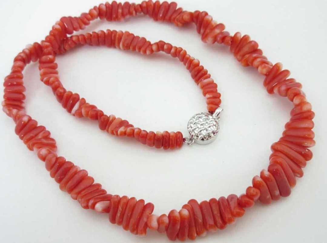 [TOP]. red .. coral 30.5g necklace loose bracele netsuke d472.