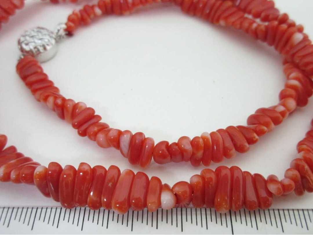 [TOP]. red .. coral 30.5g necklace loose bracele netsuke d472.