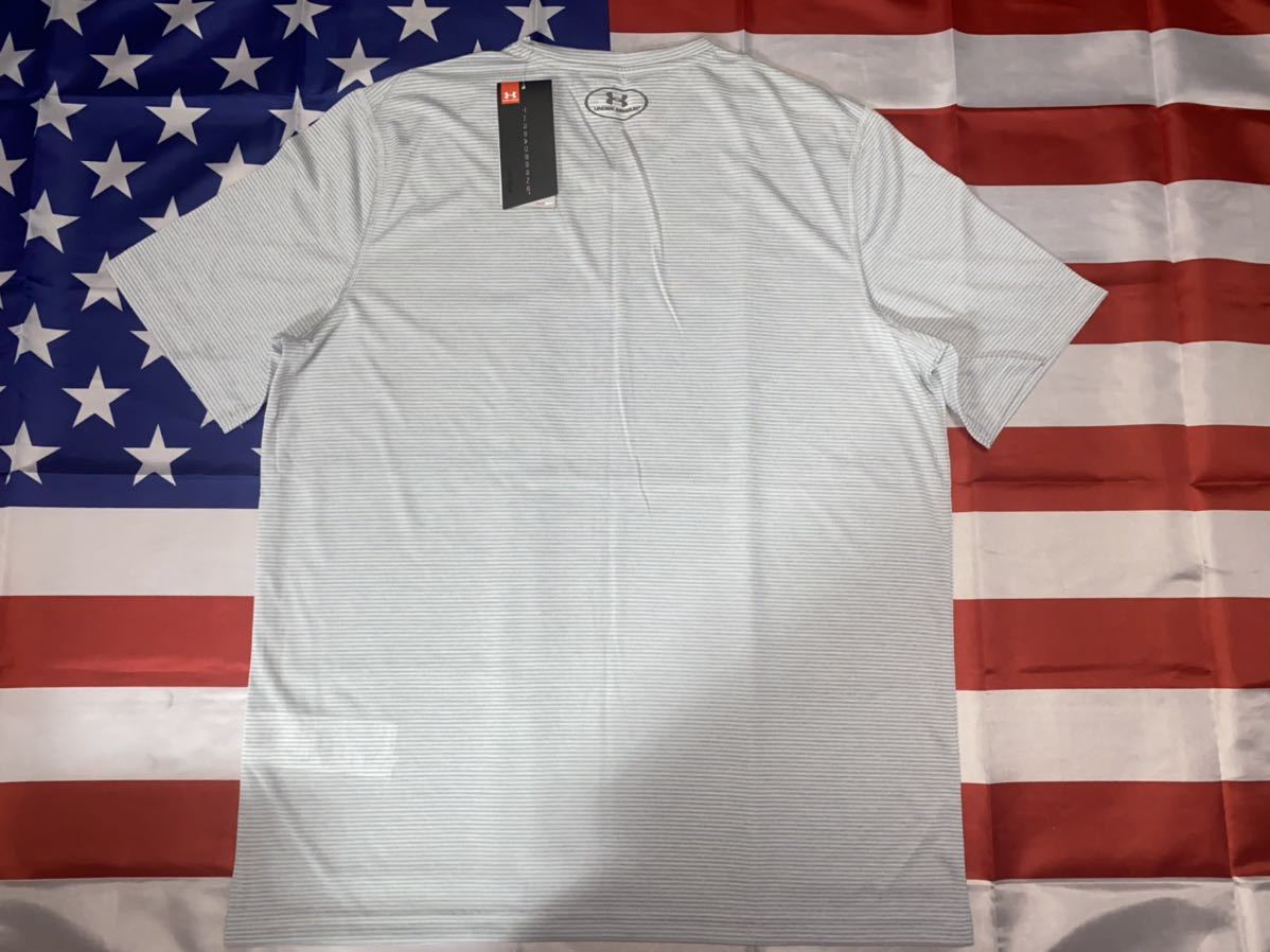 新品未使用タグ付き　made in USA Under ArmourメンズthreadborneストライプVネックTシャツ　HEAT GEAR Mサイズ_画像5