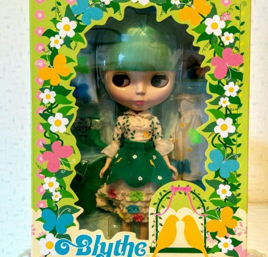 ブライス エンチャンテッド ペタル 新品未開封品  Blythe タカラトミー 着せかえ人形 