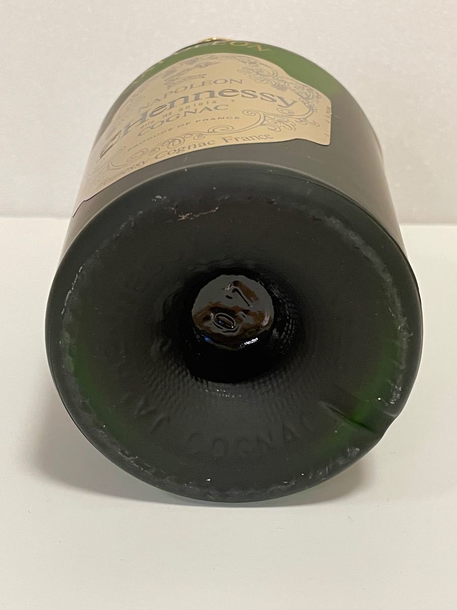 古酒(約40年前購入)・未開栓 ヘネシー ナポレオン コニャック700ml
