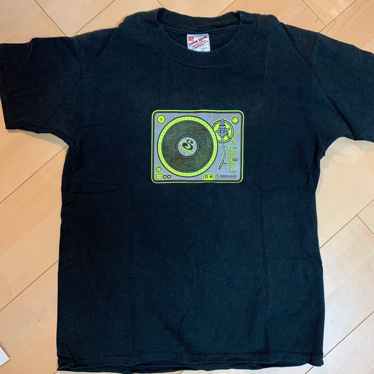 USA製 レコードプレーヤー　デザインTシャツ　90s 最終値下　2,480→1,880円