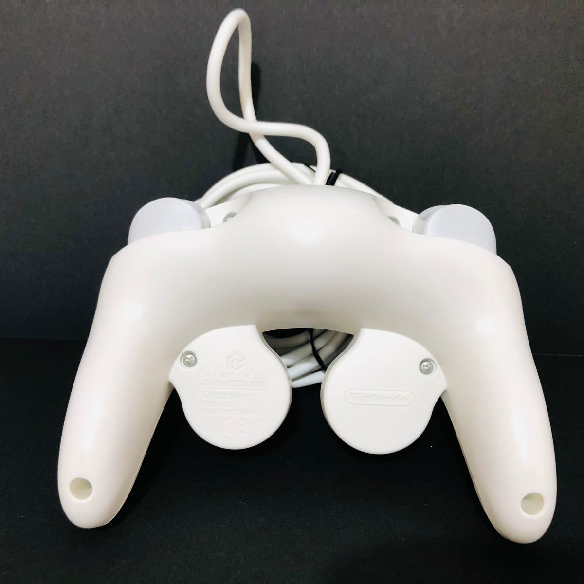 任天堂 ゲームキューブコントローラー ホワイト 箱付き 純正品 任天堂 ゲームキューブコントローラー ホワイト 箱付き 純正品