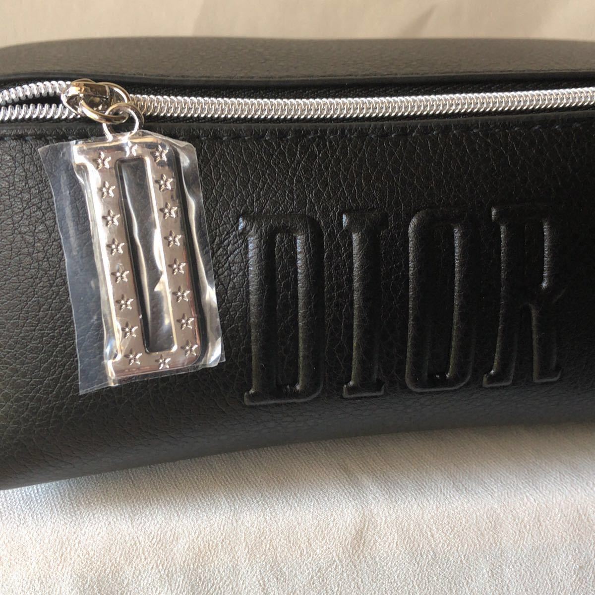 Dior ディオール レザー スクエア型 ブラック ポーチ ノベルティ Dior ディオール レザー スクエア型 ブラック ポーチ ノベルティ