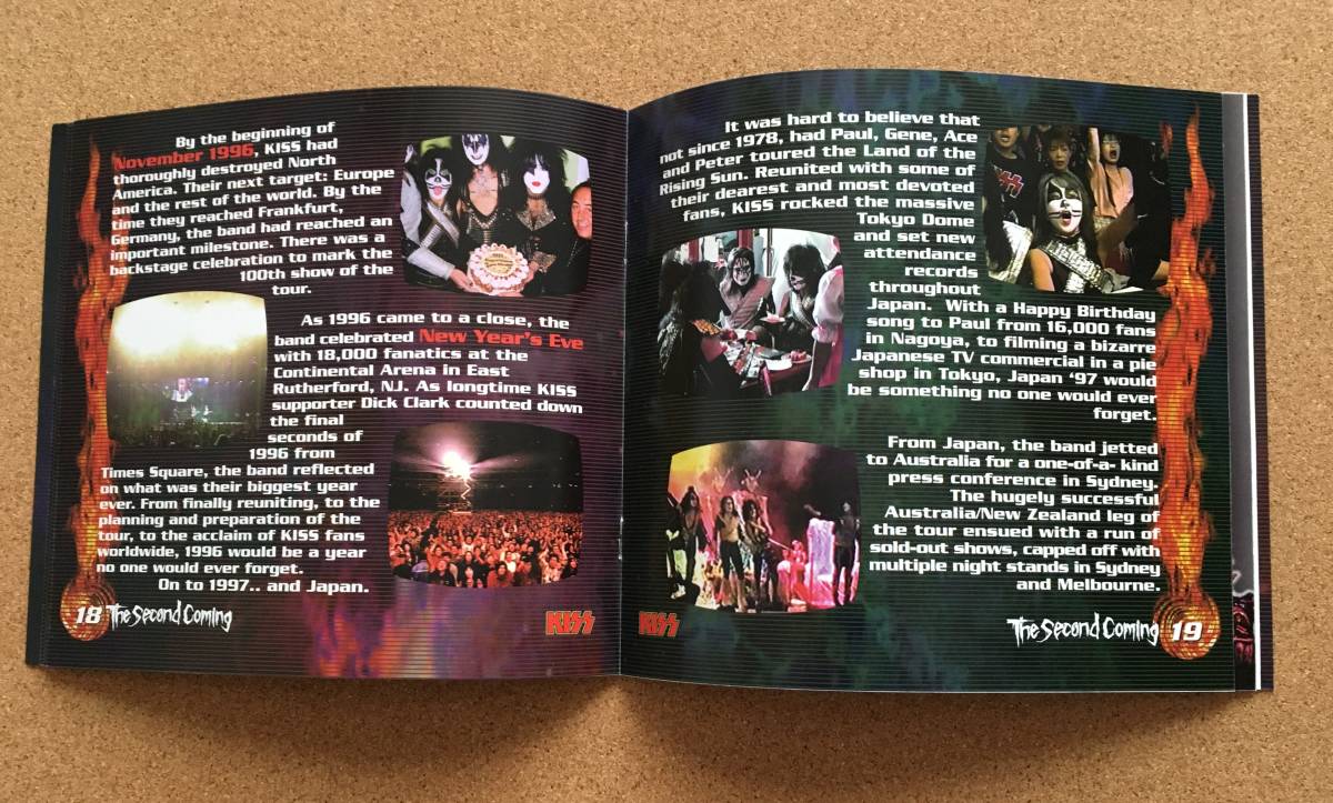 KISS The Second Coming VHS 2 pcs set pamphlet attaching rare 