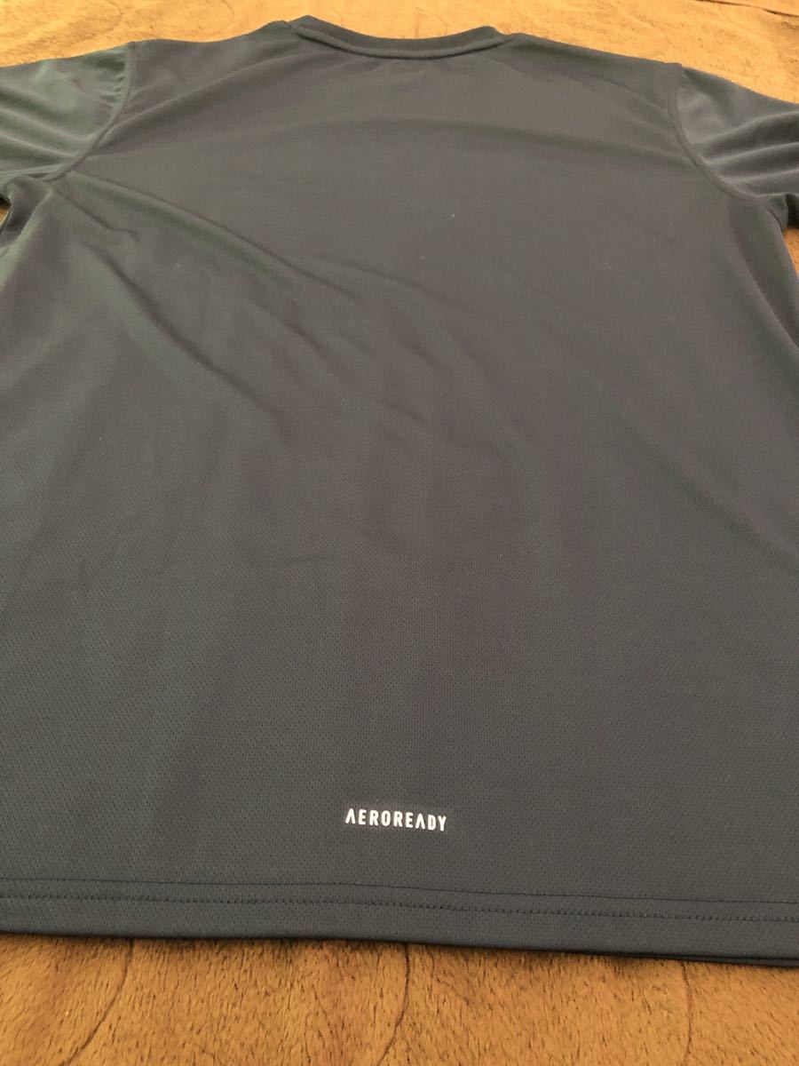 adidas Ｔシャツ XL 色ネイビー　アディダス　　　　　　ロゴTシャツ 半袖Tシャツ _画像6