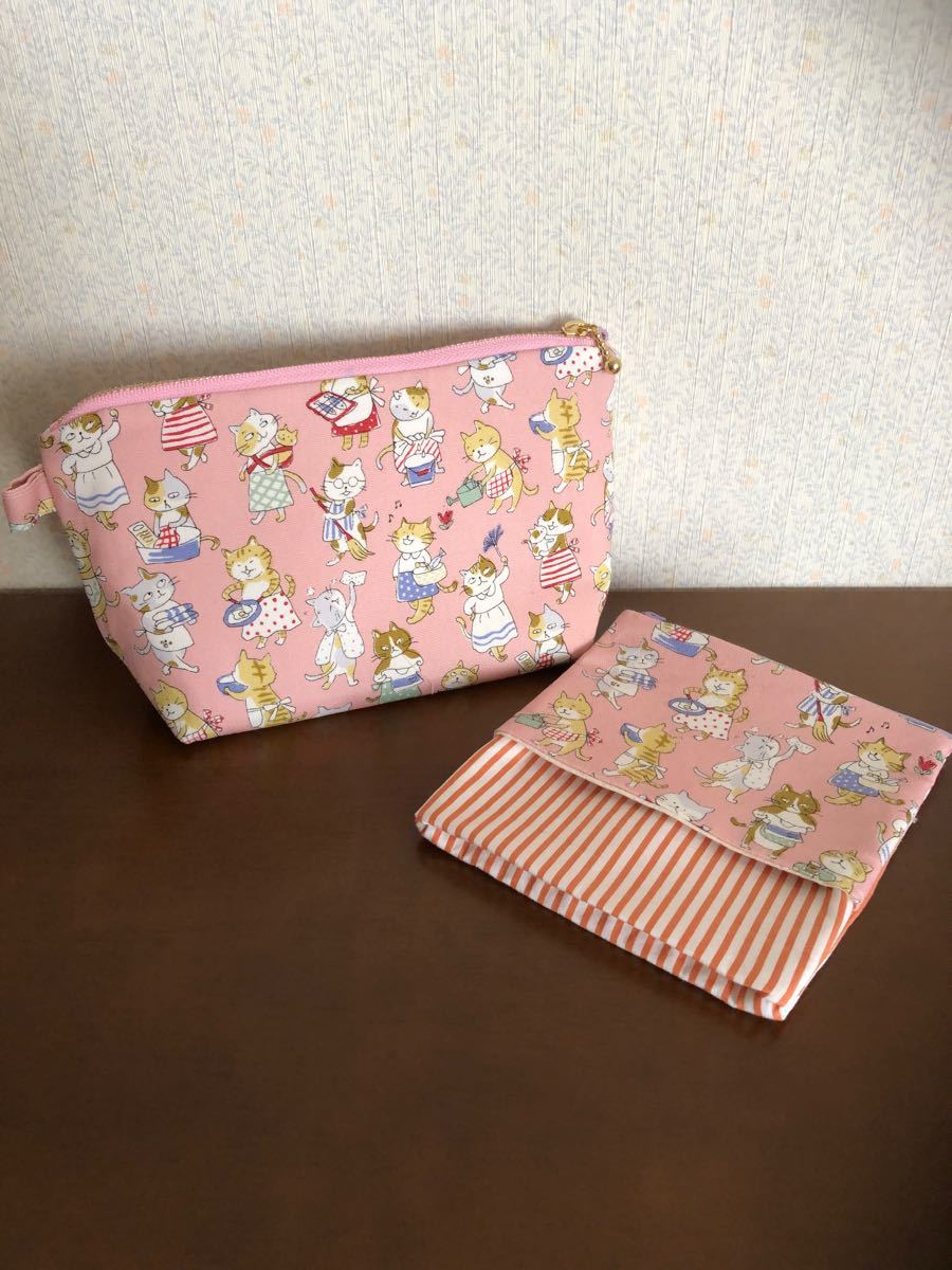 Paypayフリマ ネコちゃんポーチ ティッシュケース付きポーチ Paypayフリマ ネコちゃんポーチ ティッシュケース付きポーチ