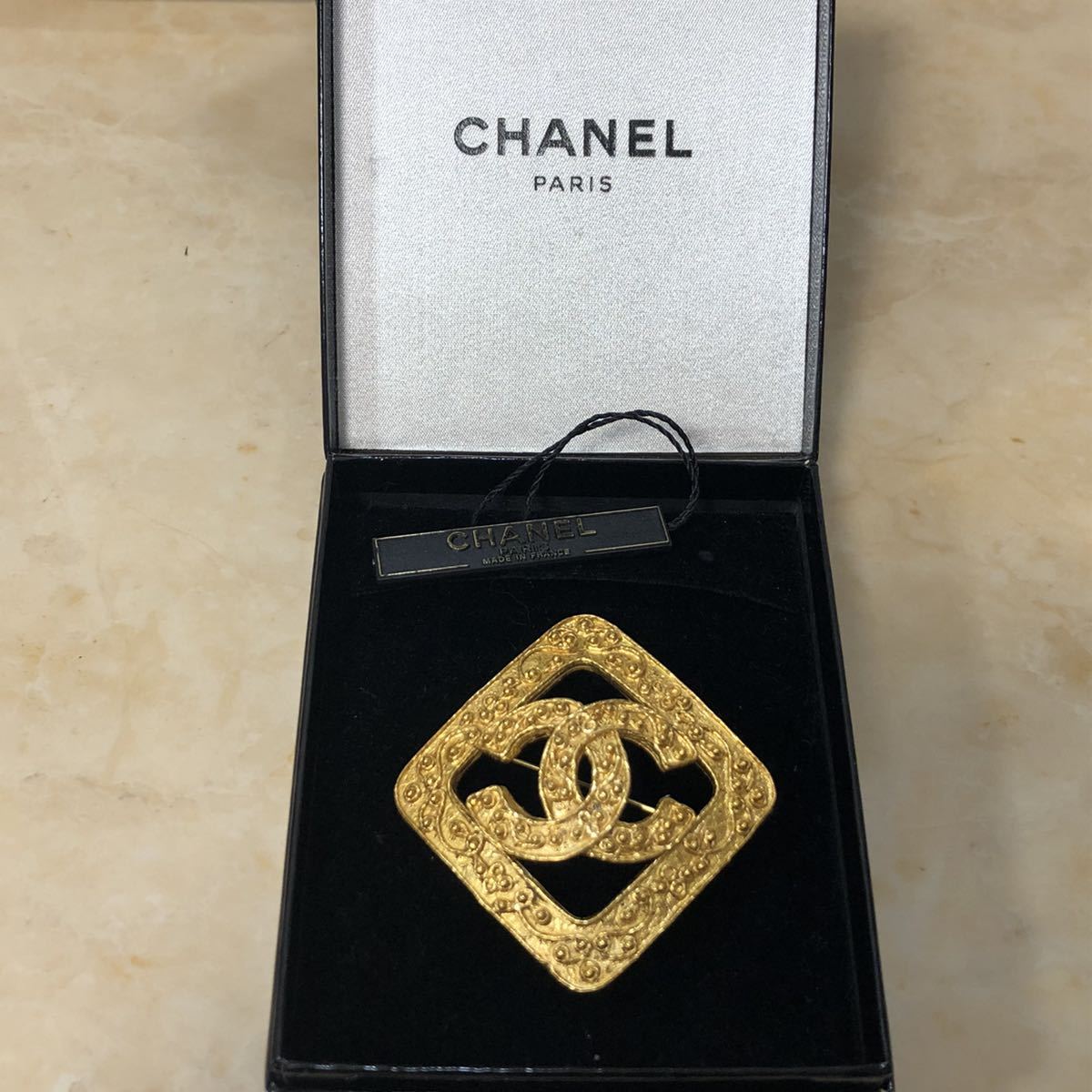 CHANEL シャネル マトラッセ　 ココマーク　ゴールド　ブラック　　B53