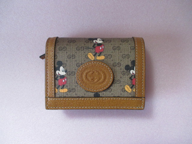 Gucci × Disney 二つ折り 財布 ミッキー レディースファッション 財布