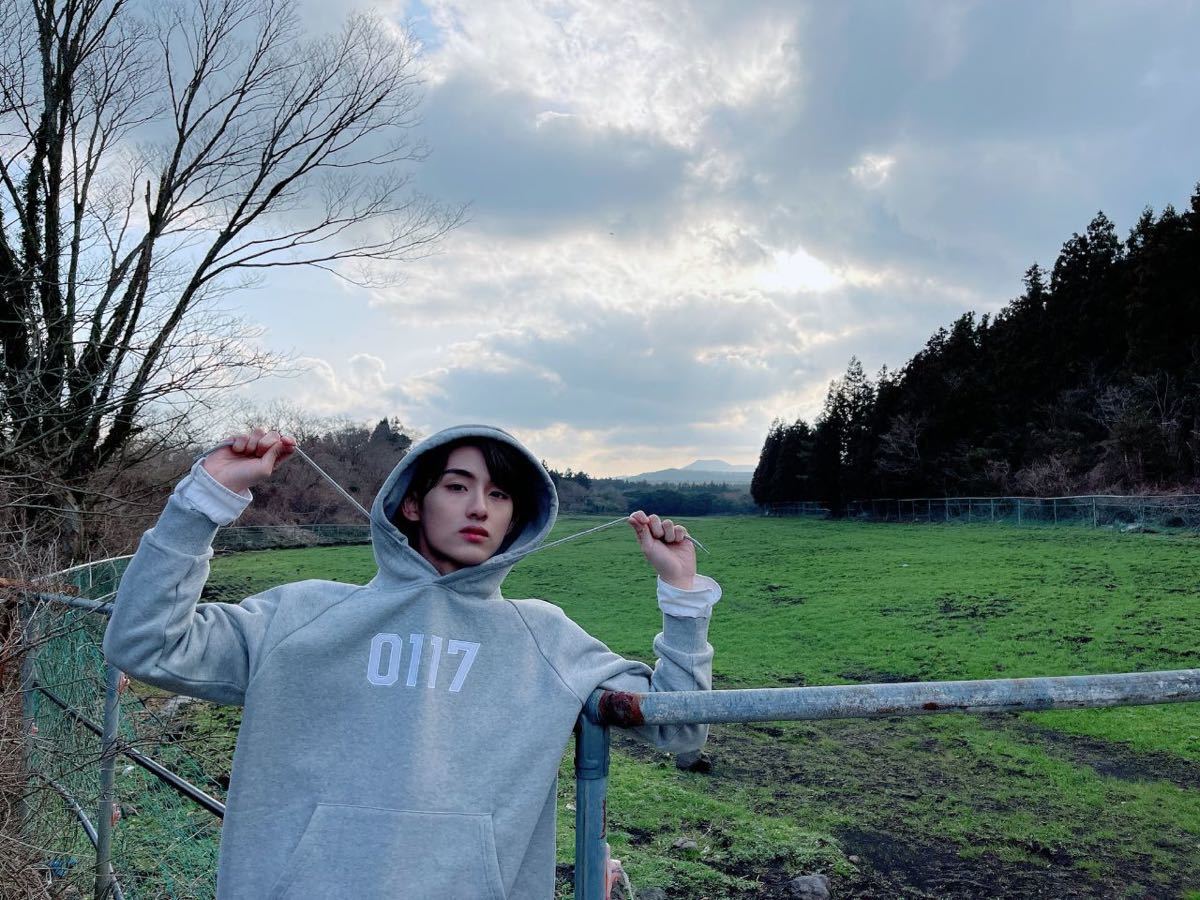 WayV 2周年 HOODIE フーディー スウェットパーカー|Yahoo WayV 2周年 HOODIE フーディー スウェットパーカー|Yahoo