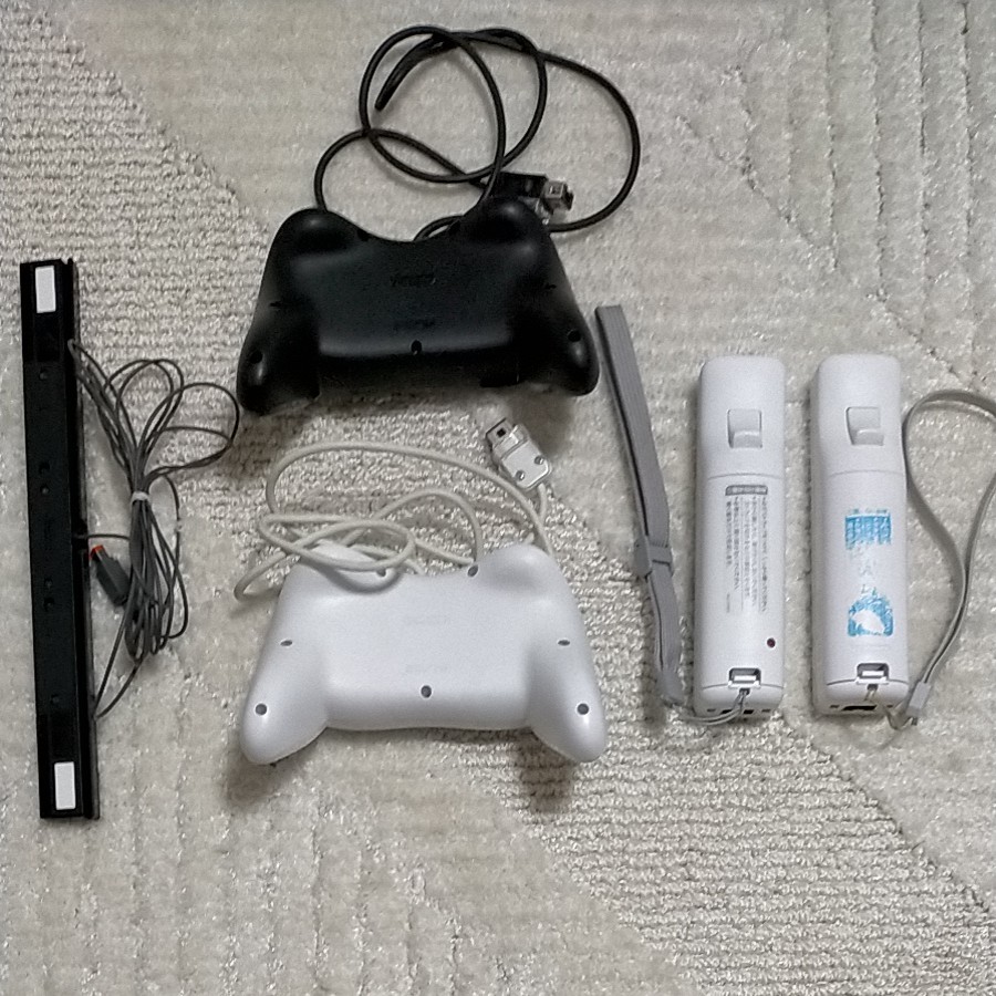 ☆即決 送料無料 Wii WiiU クラシックコントローラーPRO Wiiリモコン センサーバーセット☆