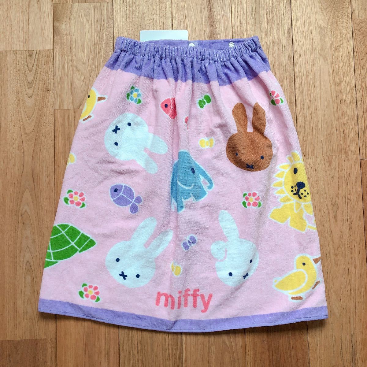 Paypayフリマ 新品未使用 Miffy ミッフィー スナップ付きタオル ラップタオル 西松屋 Paypayフリマ 新品未使用 Miffy ミッフィー スナップ付きタオル ラップタオル 西松屋