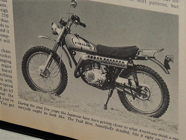 1970年 USA 洋書雑誌記事 額装品 Kawasaki 100 Trail Boss G4 TR カワサキ トレール・ボス / 検索用 店舗 ガレージ 看板 サイン ( A4size )_画像4