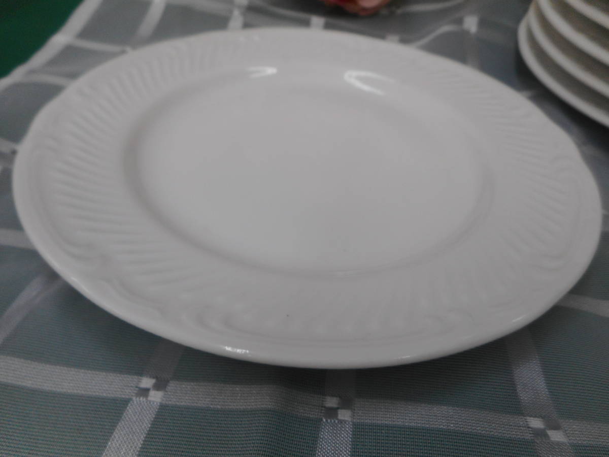 ホテル使用　ホワイト皿　縁柄入り　パン皿　ケーキ皿　8客　洋食器　磁器　中古品_画像5