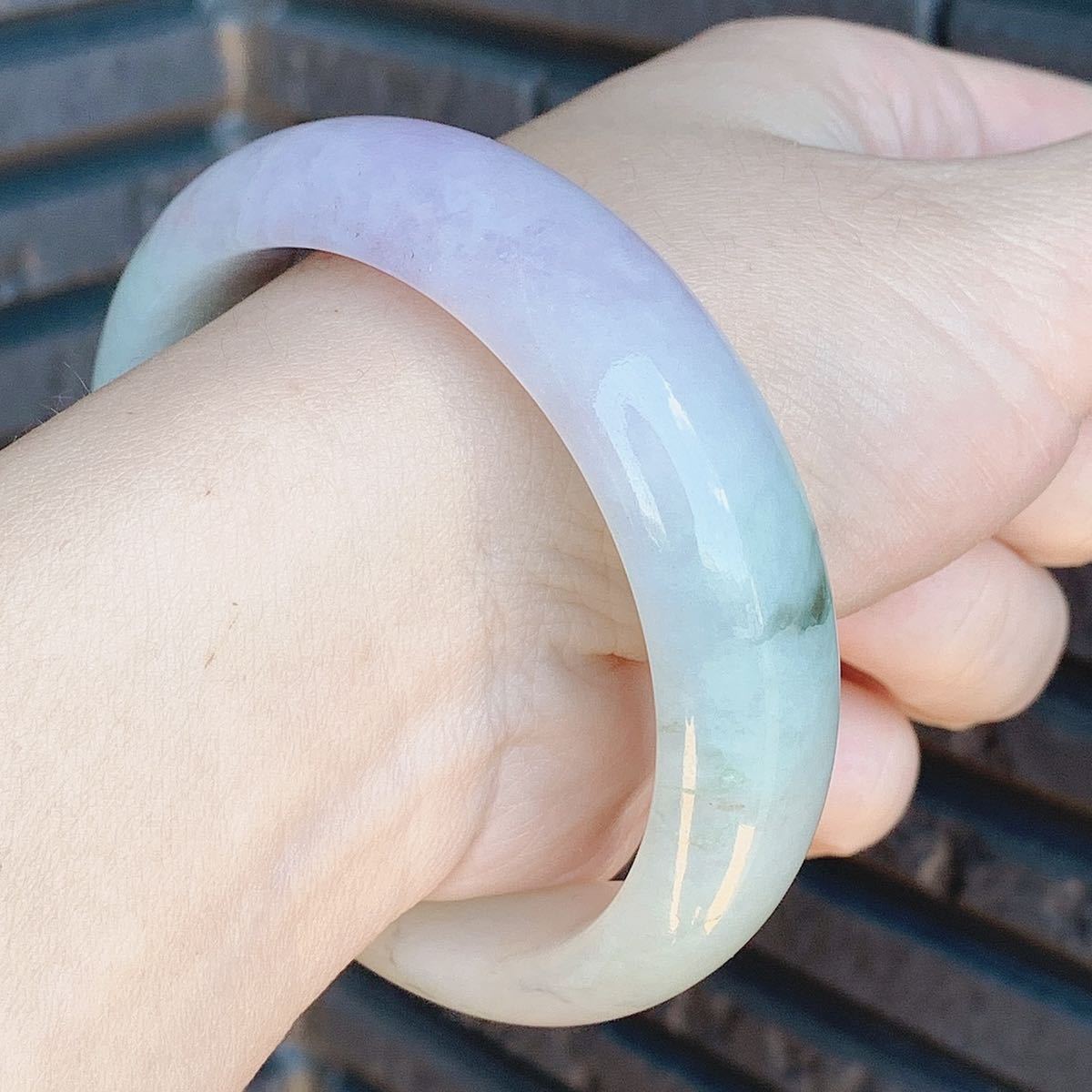翡翠 ヒスイ腕輪 ミャンマーヒスイ バングル 内径55.3mm 春彩 | www