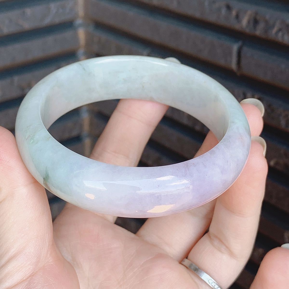 翡翠 ヒスイ腕輪 ミャンマーヒスイ バングル 内径55.3mm 春彩