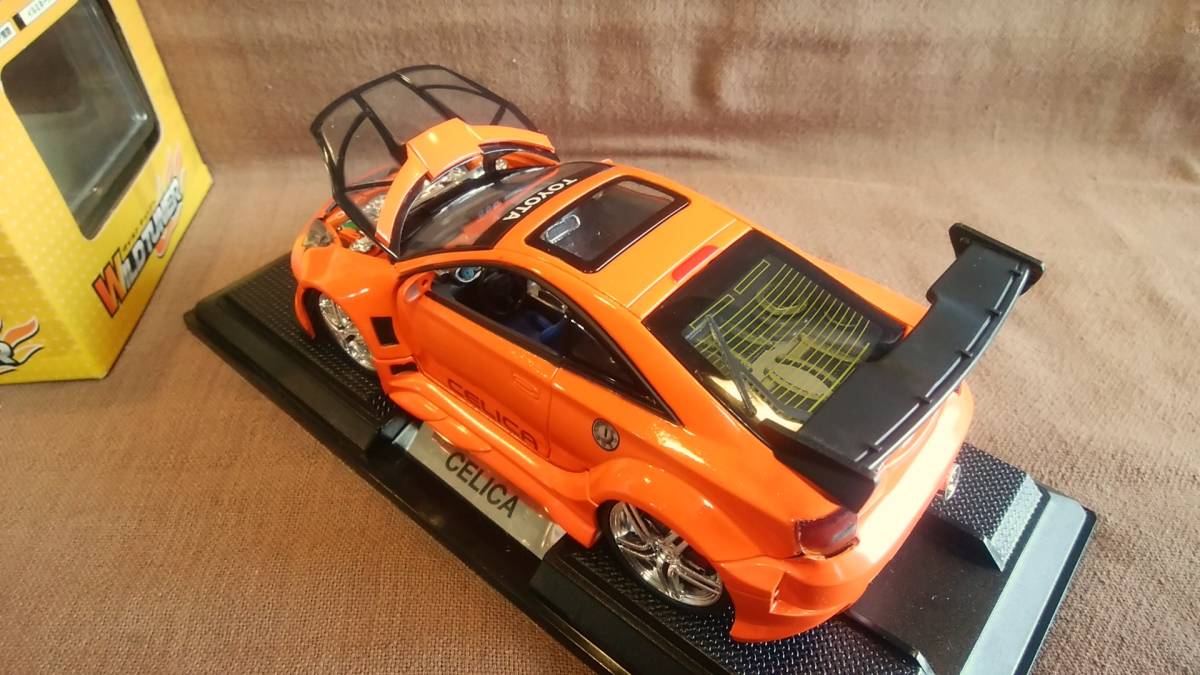 WILD TUNER ワイルドチューナー 1/24 TOYOTA CELICA トヨタ セリカ ダイキャスト ミニカー ライト点灯 ボンネット ドア開閉 _画像10