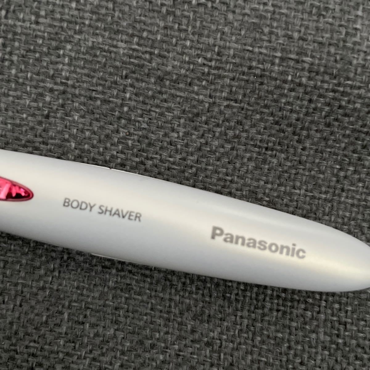 Panasonicボディシェーバー　刃は付いてない状態です、替刃は付けません。その状態でも構わない方のみご購入お願いします。