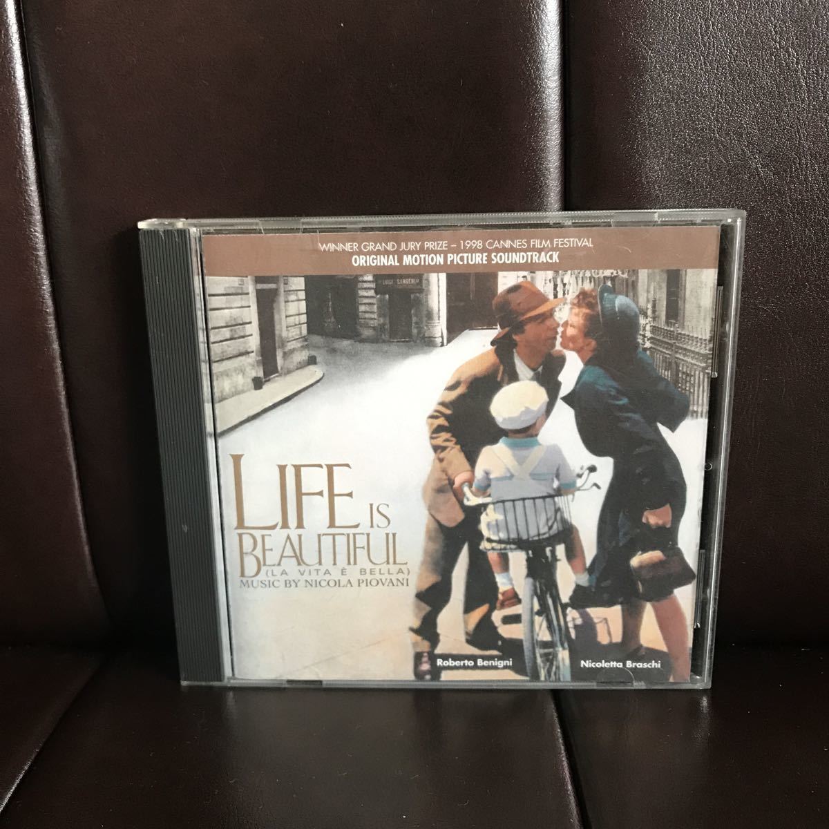 LIFE IS BEAUTIFUL サウンドトラック　CD_画像1