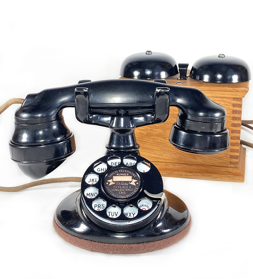 - actual work goods -1920's USA antique telephone machine / furniture / store furniture / lamp / Vintage / desk /o.c.white/gras/ black telephone / movie /rrl/ old clothes /sweet orr/ lighting 