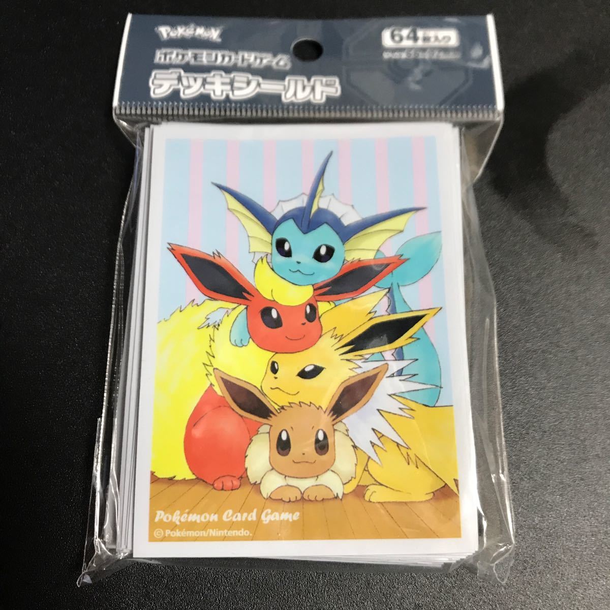 Paypayフリマ ポケモンカードゲーム イーブイ サンダース シャワーズ ブースター スリーブ デッキシールド 新品