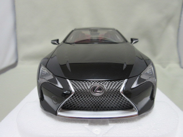 ☆AUTOart オートアート 1/18☆レクサス LEXUS LC500 ブラック（ボディ