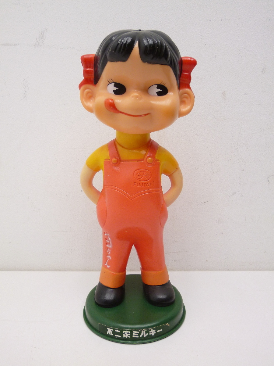 ヤフオク! - 不二家ミルキー ペコちゃん 首振り人形 高さ約30cm