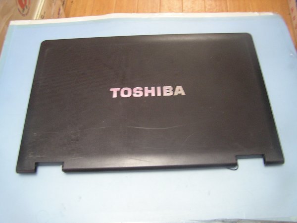 東芝Dynabook B652/H 等用 液晶部ケースのみ表裏_画像2