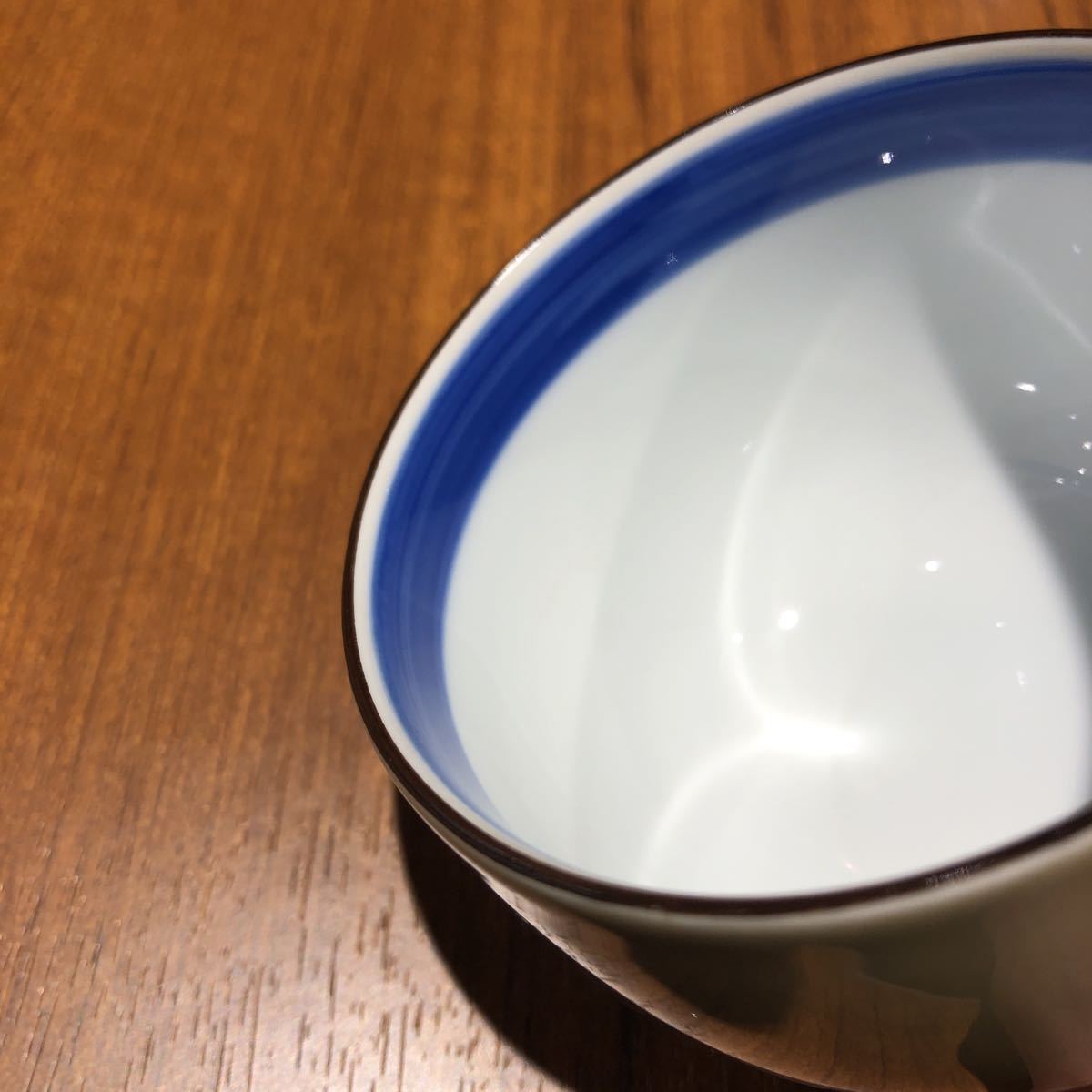 送料無料〉深川製磁 茶灰釉 茶碗 茶器 三つ足 湯呑 百年庵 深川製 深川