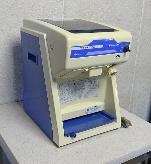 業務用 中部 CHUBU 初雪 卓上型 電動100V キューブアイス用 アイス