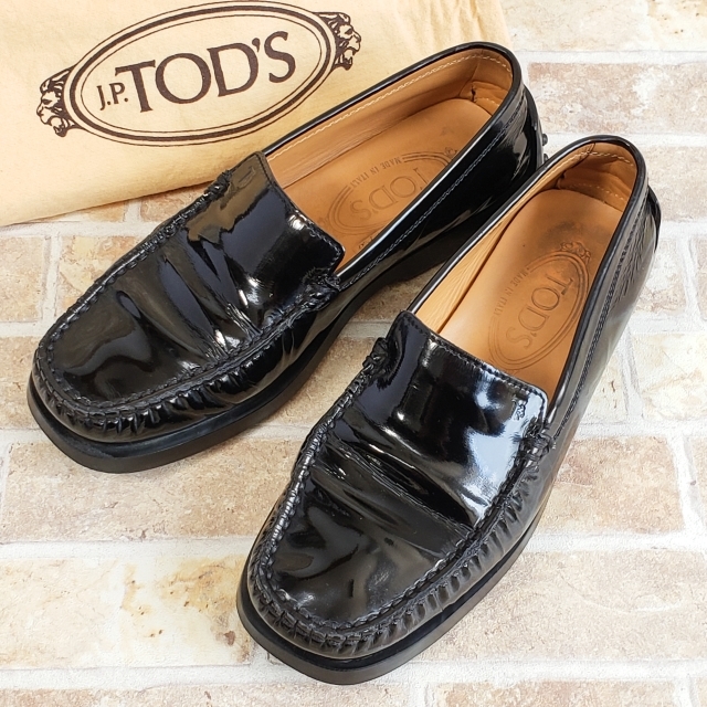 T-ポイント5倍】 TOD'S トッズ エナメルレザー イタリア製 35 ブラック