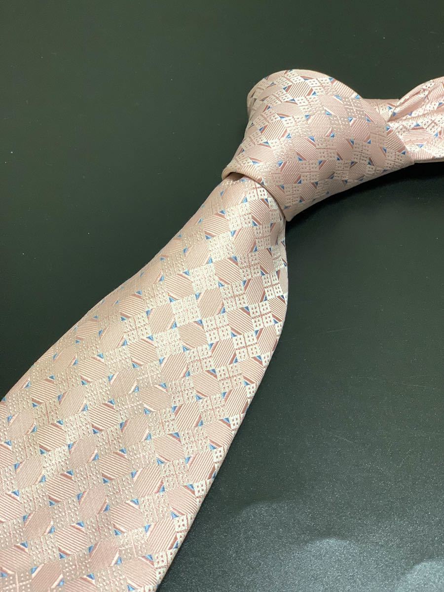 魅力的な価格 アクアスキュータム 日本製 小紋柄　ネクタイ　ピンク系　イギリス製生地 男性用