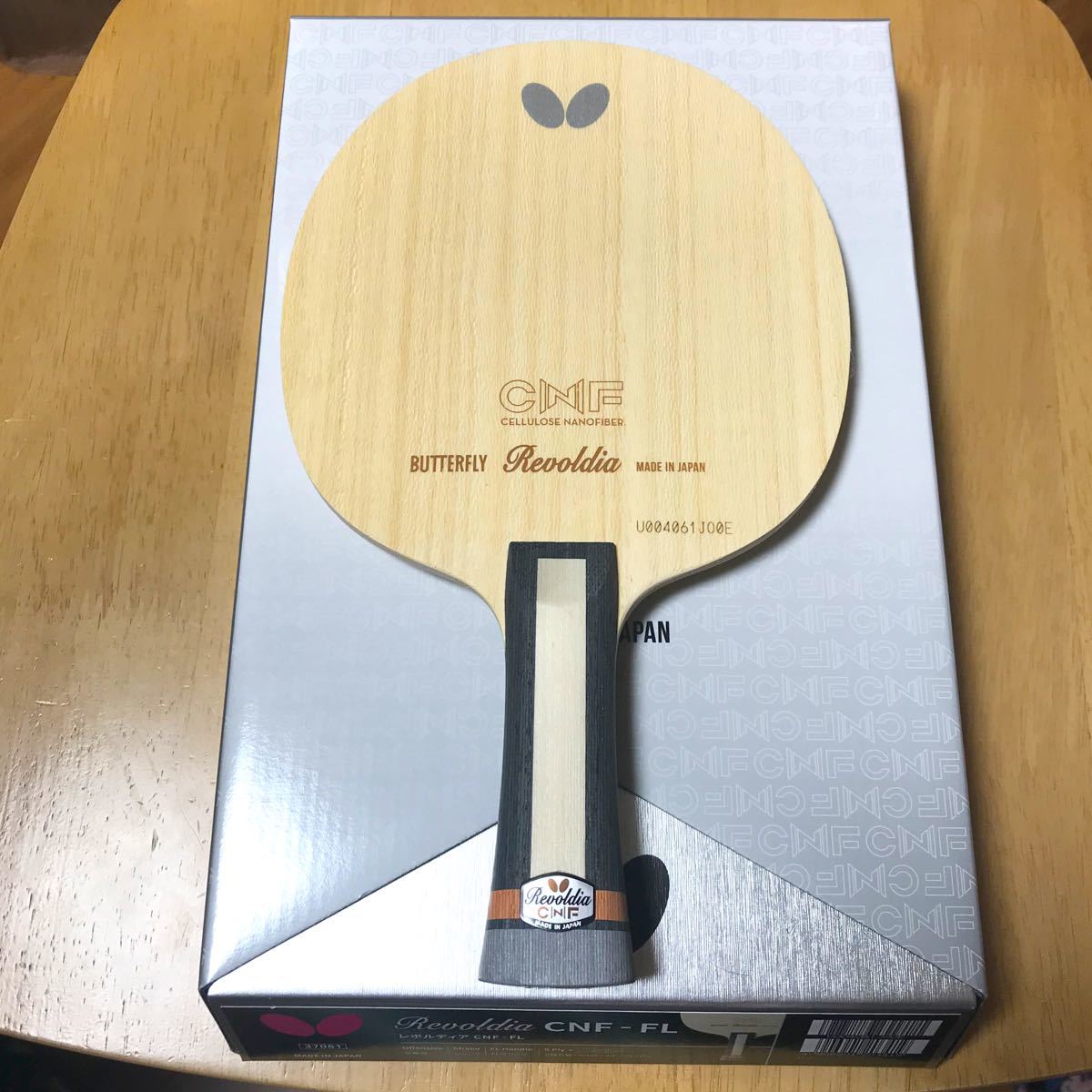 卓球ラケット レボルディアCNF グリップFL