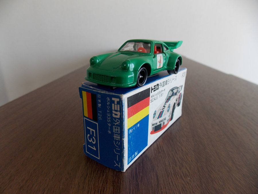 Yahoo!オークション - 374 トミカ 外国車シリーズ ポルシェ 935 Yahoo!オークション - 374 トミカ 外国車シリーズ ポルシェ 935
