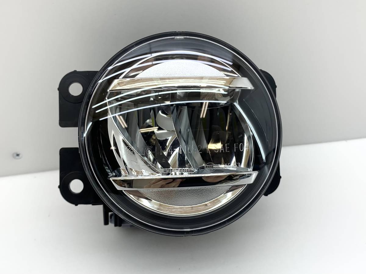 即決 良品 クロスビー MN71S / LED スズキ 純正 左 フォグランプ 即決 良品 クロスビー MN71S / LED スズキ 純正 左 フォグランプ