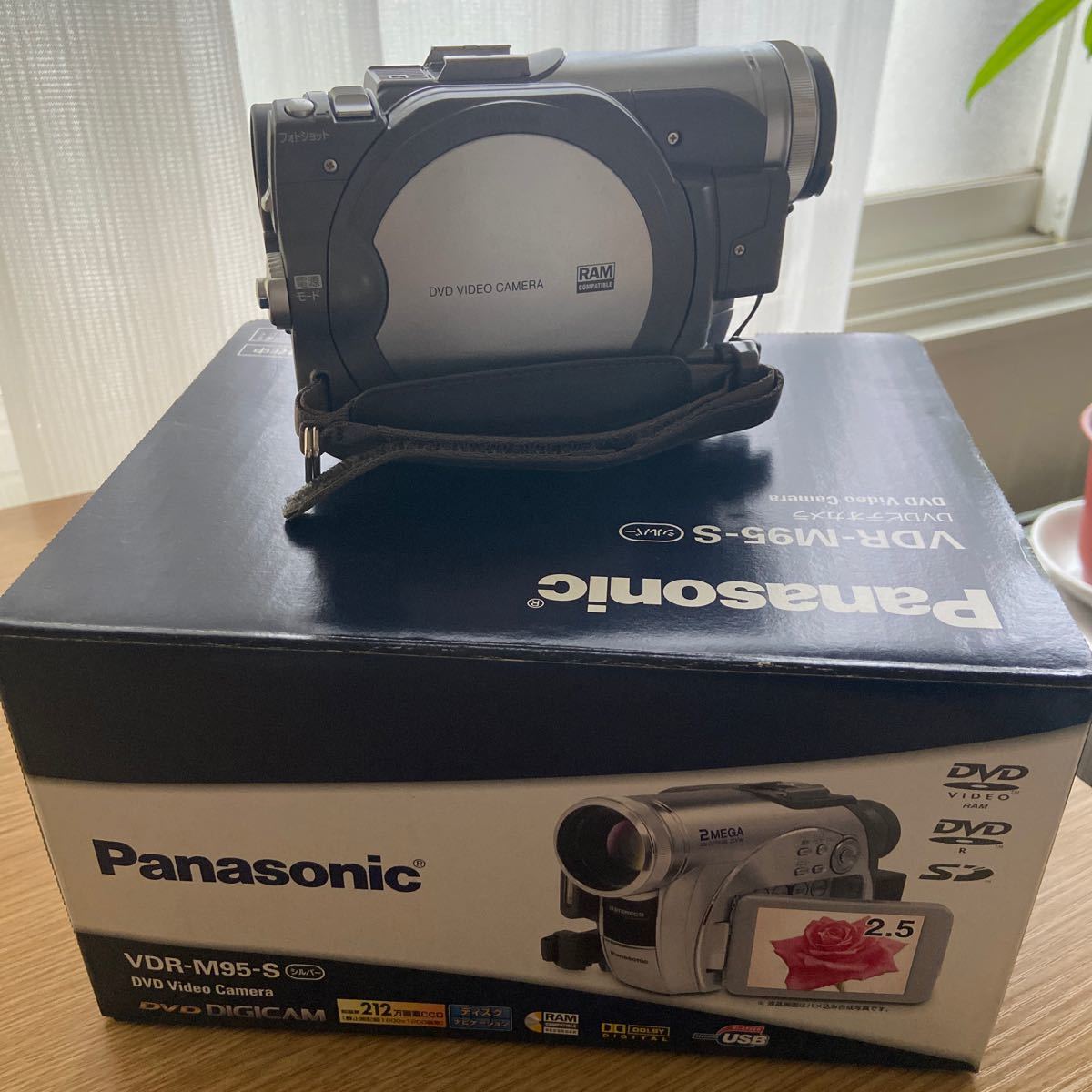 Panasonic ビデオカメラ パナソニック DVDビデオカメラ VDR-M95 Panasonic ビデオカメラ パナソニック DVDビデオカメラ VDR-M95