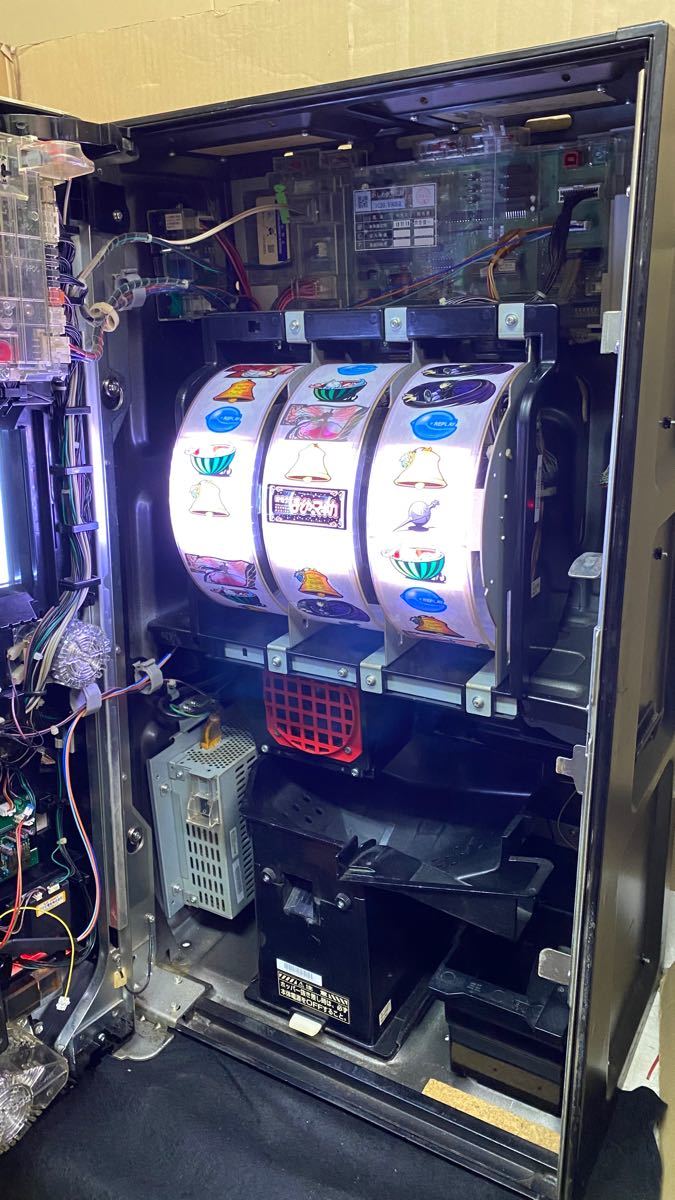 魔法少女まどかマギカ まどマギ初代 パチスロ実機 スロット 魔法少女まどかマギカ まどマギ初代 パチスロ実機 スロット