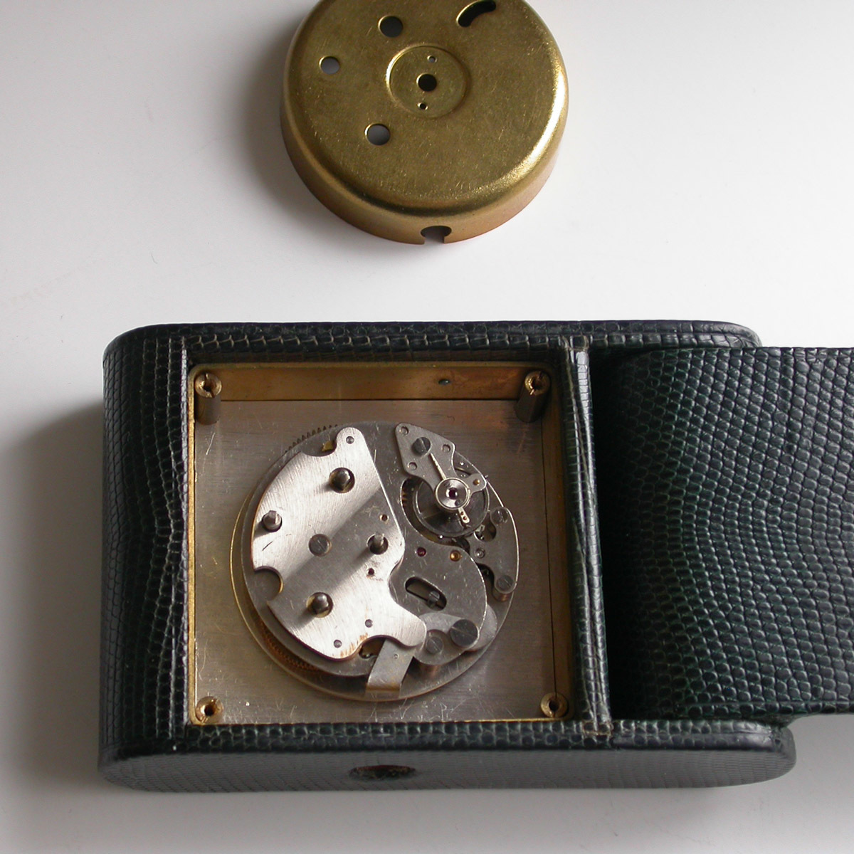 JAEGER alarm clock machine (2 day to coil /9 stone ) Lizard leather trim case 1950 period SWISS MADE / Vintage clock bracket clock travel clock 
