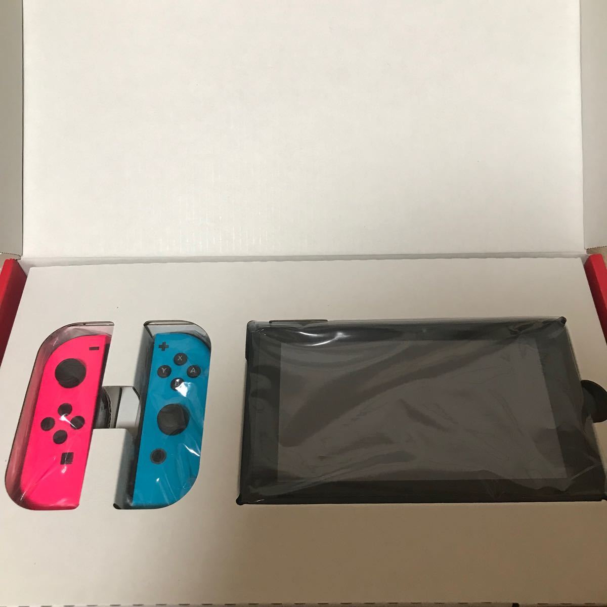 任天堂スイッチ本体 Nintendo Switch 新型 ほぼ未使用