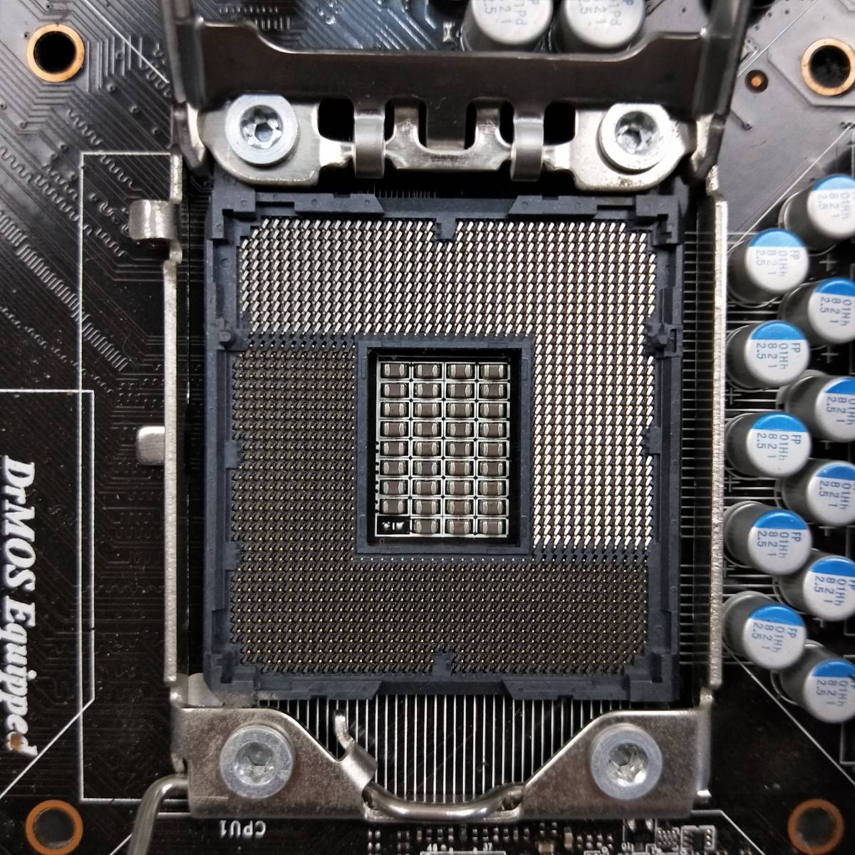 【中古パーツ】BIOS確認のみ、　 X58 PRO マザーボード　LGA1366 X58 ■MB427_画像3