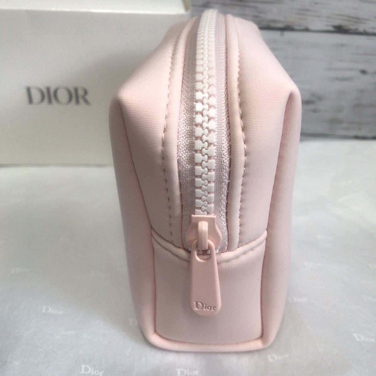 Dior クリスチャンディオール ノベルティ ポーチ 箱付き ベビー Dior クリスチャンディオール ノベルティ ポーチ 箱付き ベビー