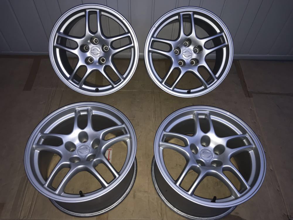 日産純正 BCNR33ノーマルホイール