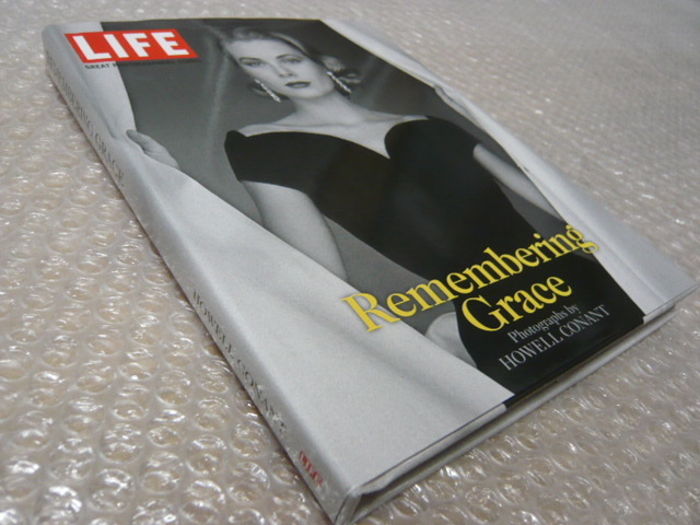 洋書 グレース ケリー 写真集 追悼25周年 モナコ公妃 女優 映画 LIFE誌 