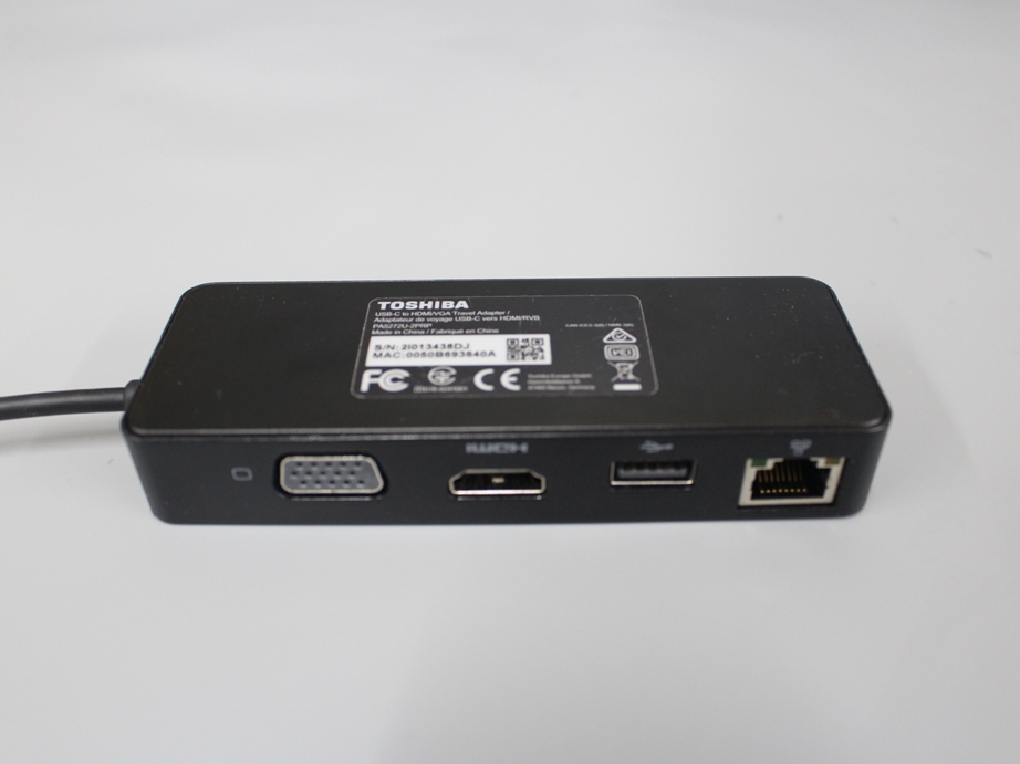 ●送料無料 中古良品 東芝 USB Type-C USB-C to HDMI VGA Travel Adapter PA5272U-2PRP ポート拡張アダプター　②